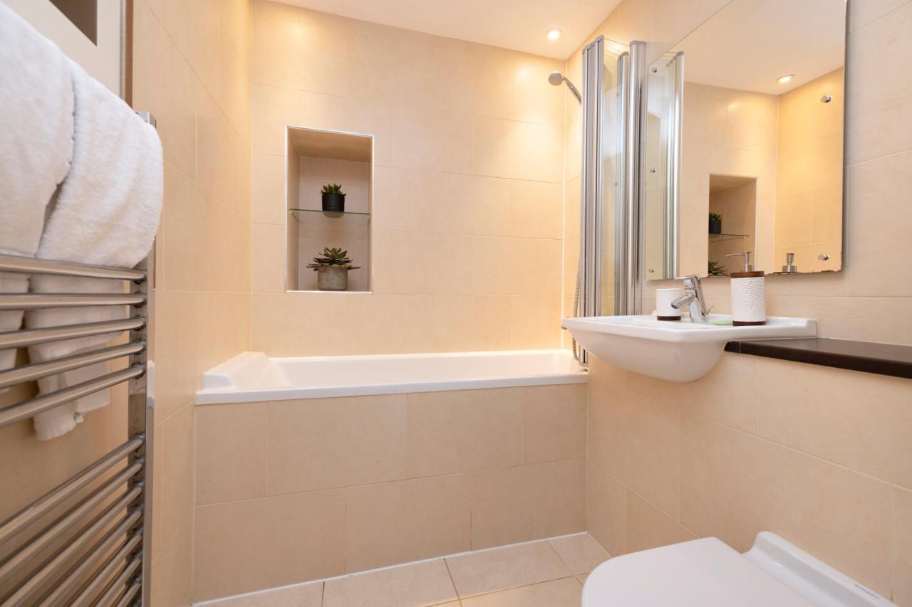 Joivy Luxury Flat Near Edinburgh Castle Appartement Buitenkant foto