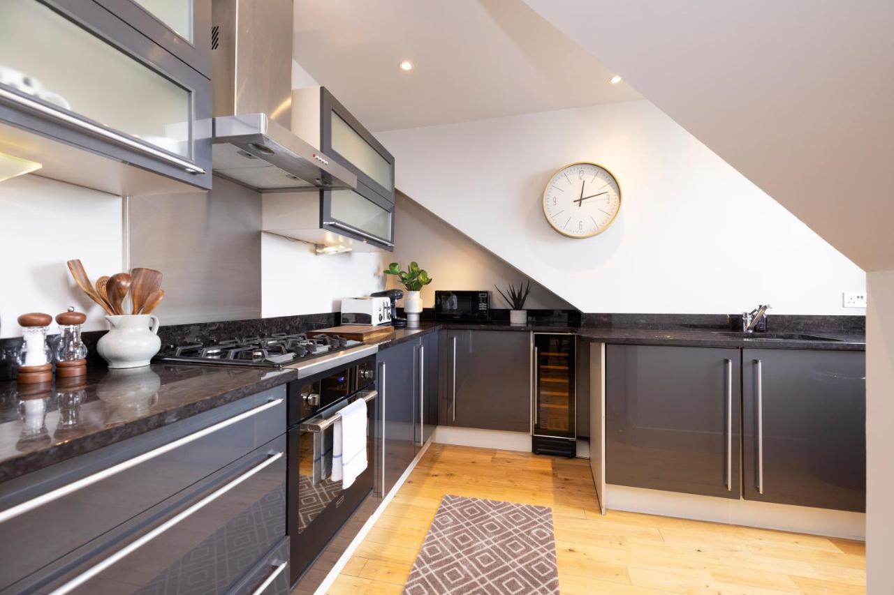 Joivy Luxury Flat Near Edinburgh Castle Appartement Buitenkant foto