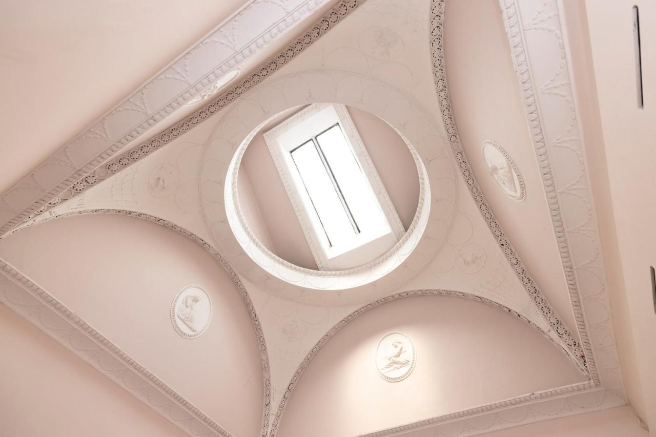 Joivy Luxury Flat Near Edinburgh Castle Appartement Buitenkant foto